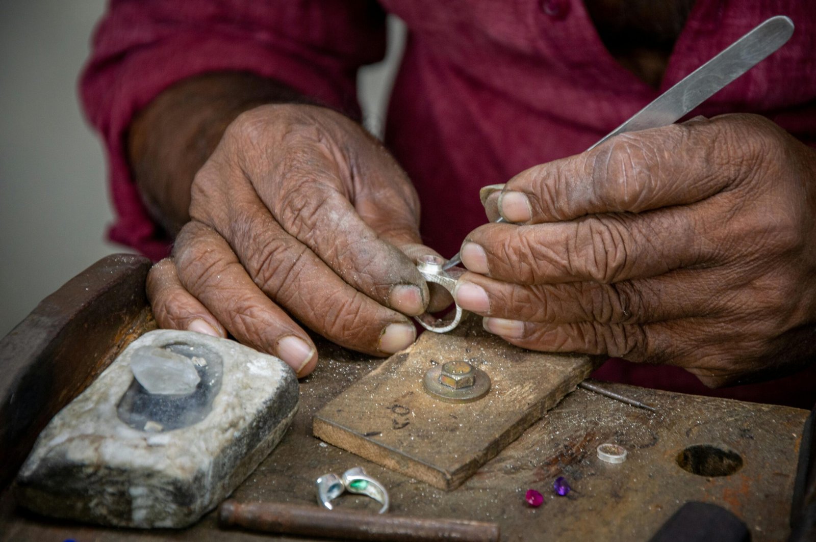 Outsource jewelry production 2