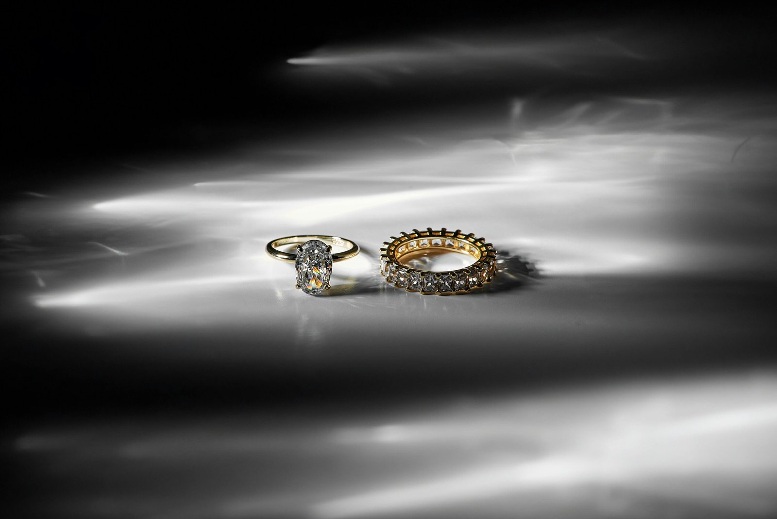 Hire a Low MOQ Jewelry Manufacturer