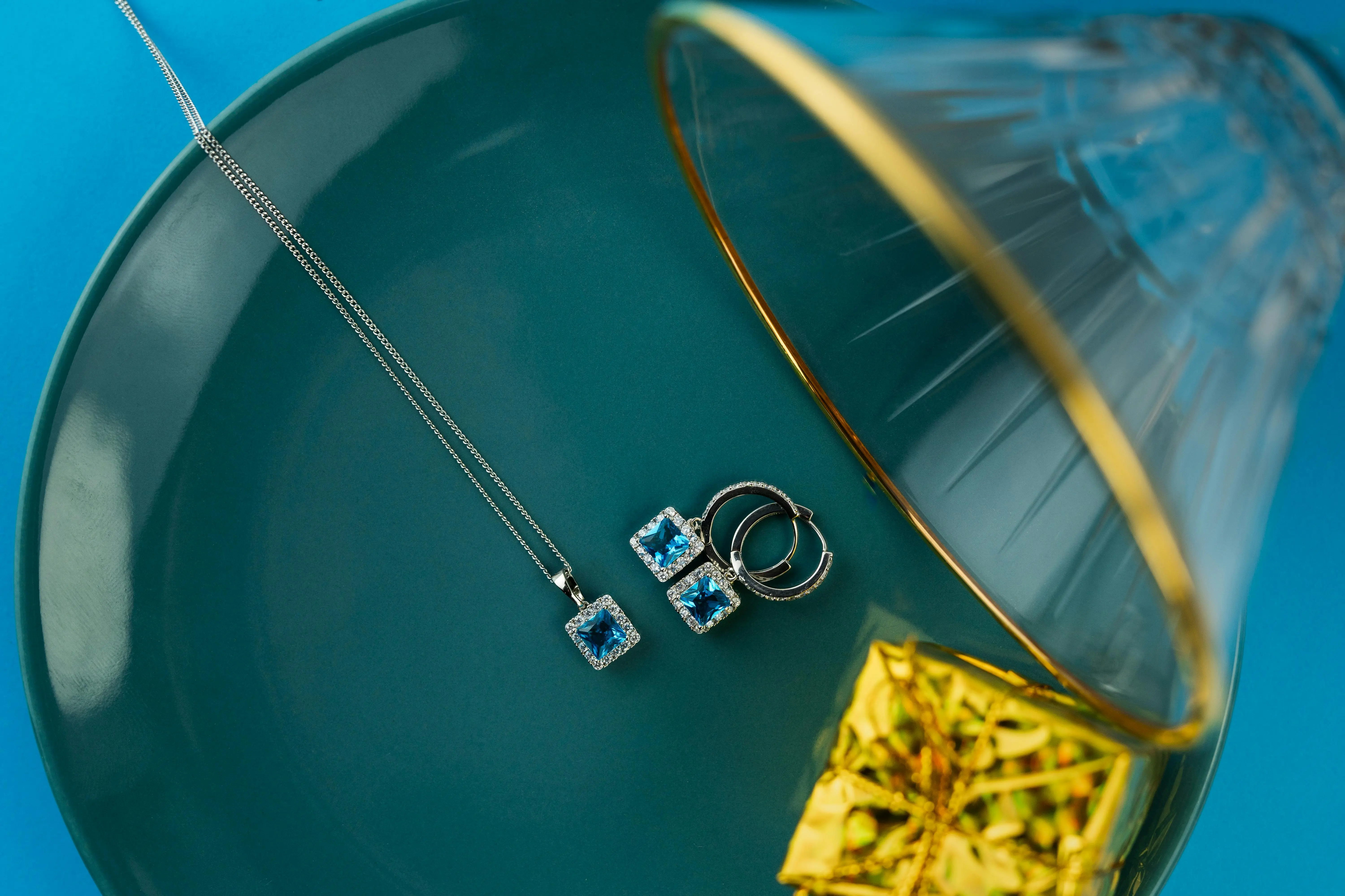 How to Style Sapphire Gemstone Jewelry
