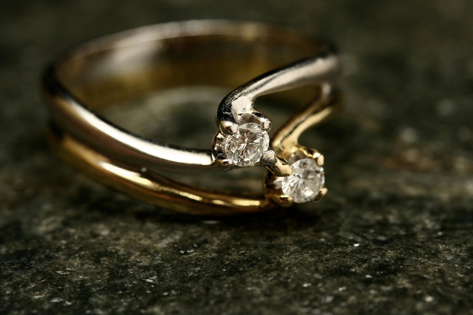 Rhodium Plating in Jewelry