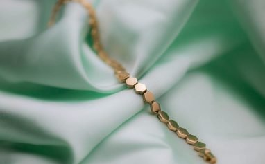 Best Jewelry Products to Stock