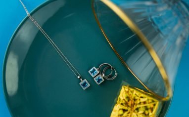 How to Style Sapphire Gemstone Jewelry