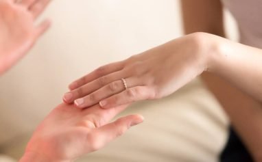 spot fake hypoallergenic jewelry